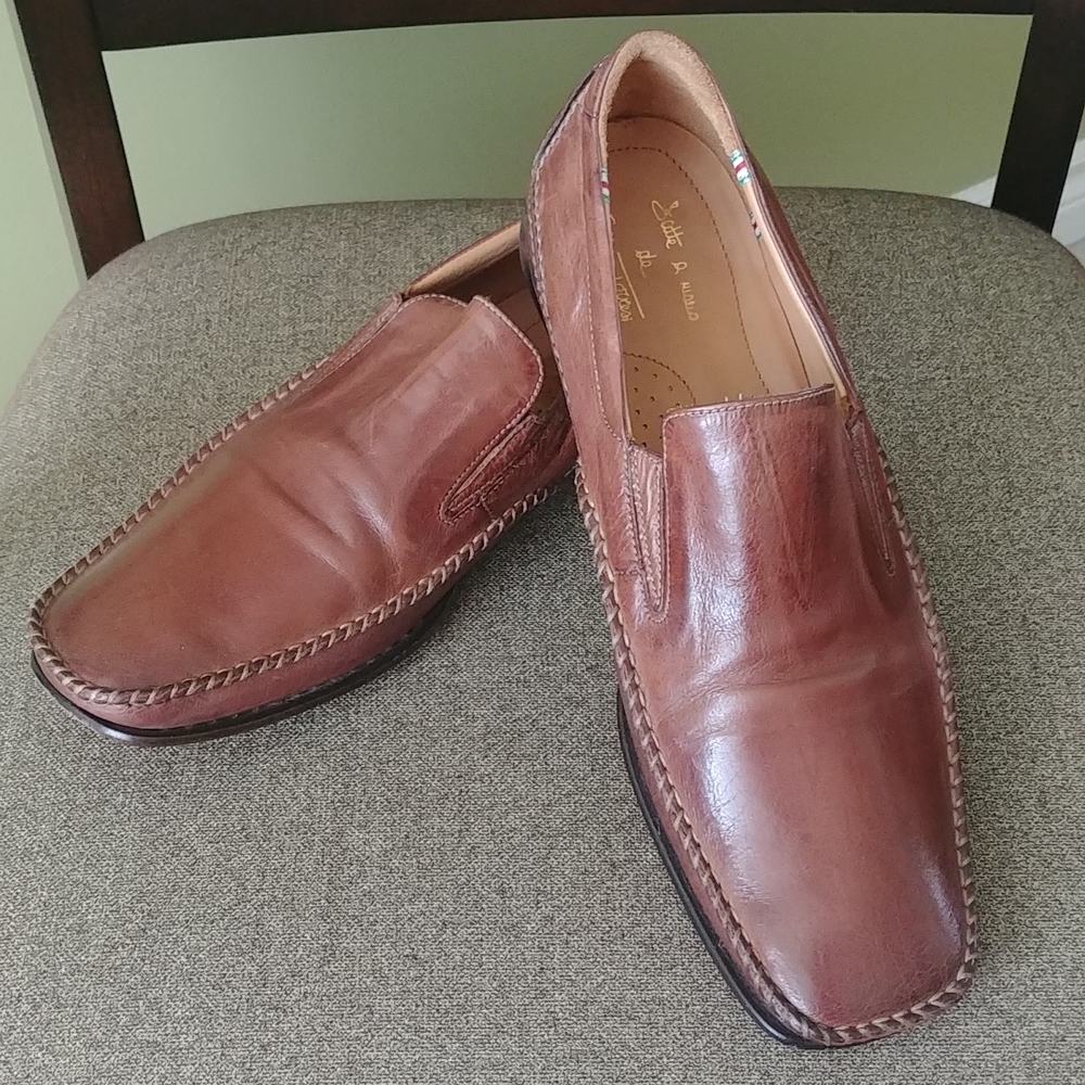 Like new GalizioTorresi hand stiched Leather shoes, size 42,  Made in Italy